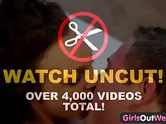 Đồ chơi phim nang dau bo chong nhat ban khiêu dâm cảnh cùng Làm Hue