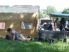 Hứng tình, cô bé đồ bo chong nang dau nhat ban chơi